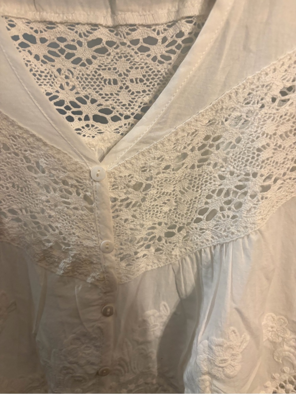 NWT ✨ Karen Kane White Crochet Lace V-Neck Tank size small - Picture 3 of 8